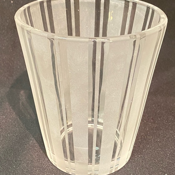 Set of 4 MCM Tapered Clear Glass 12 oz Cup with White Frosted Vertical Stripes - Picture 5 of 10